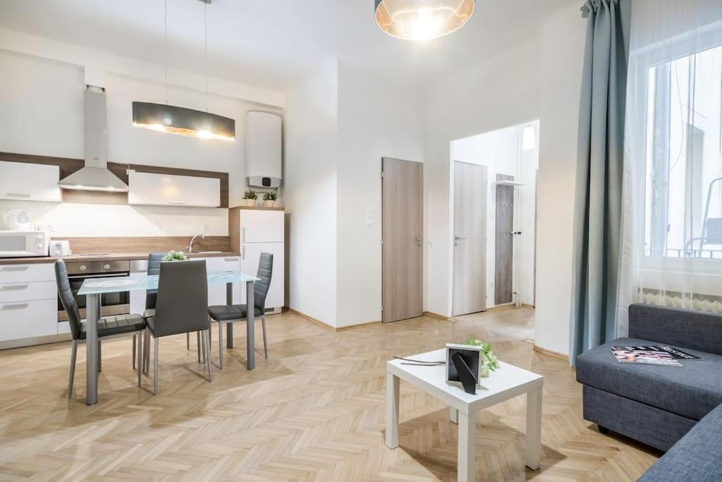 Apartman Dessy Downtown